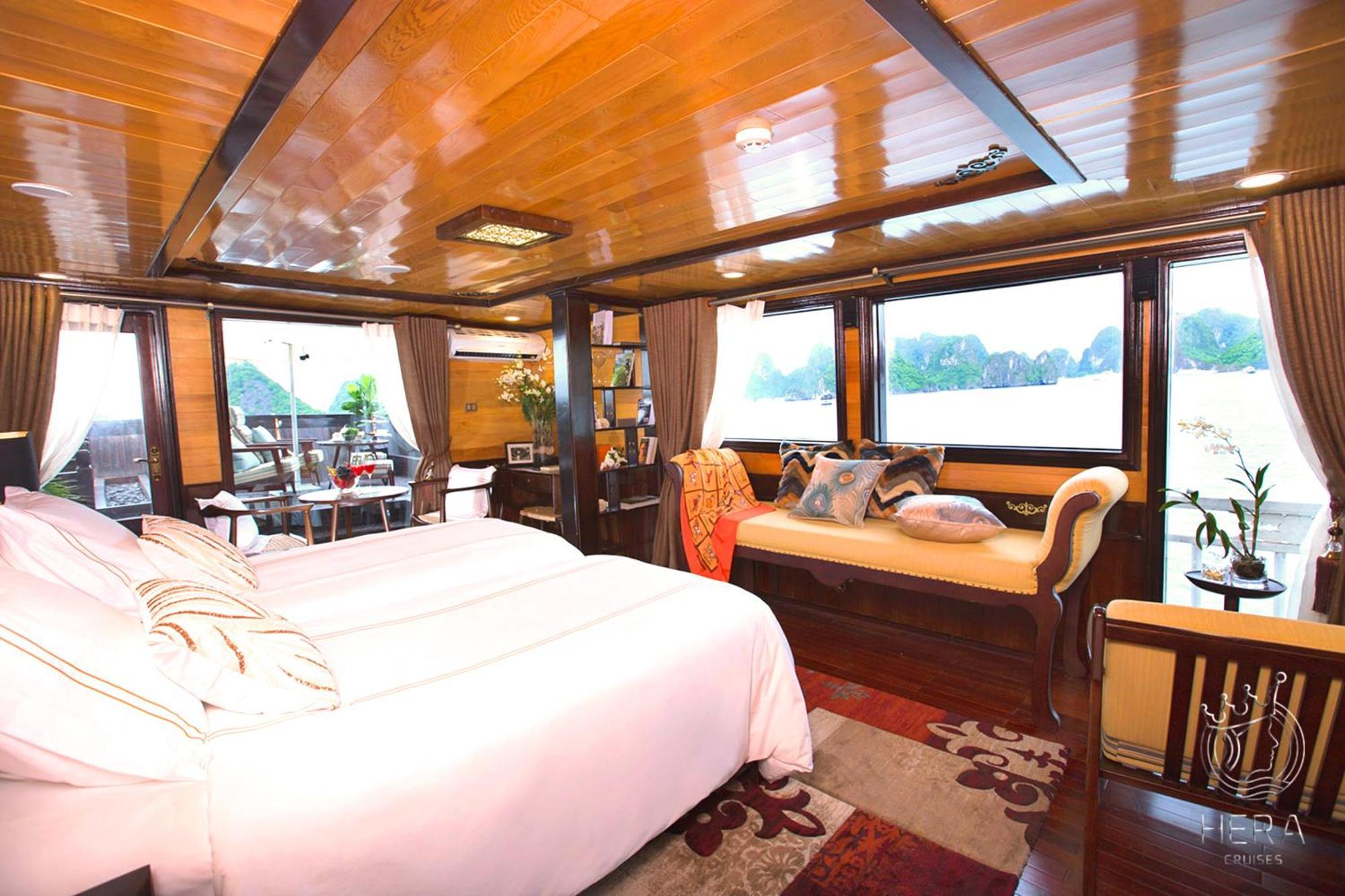 Hera Grand Luxury Cruise Ha Long Exterior photo