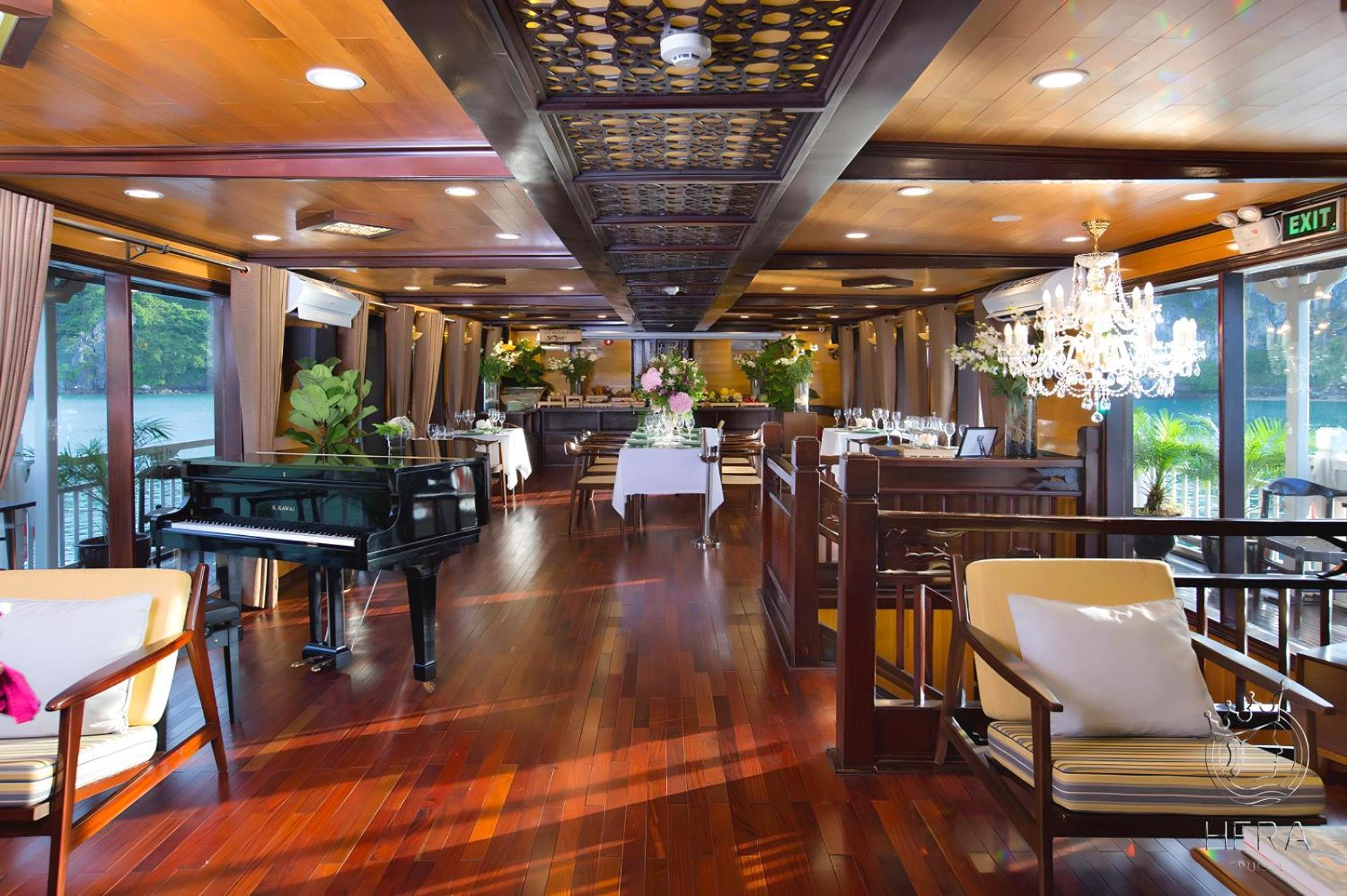 Hera Grand Luxury Cruise Ha Long Exterior photo