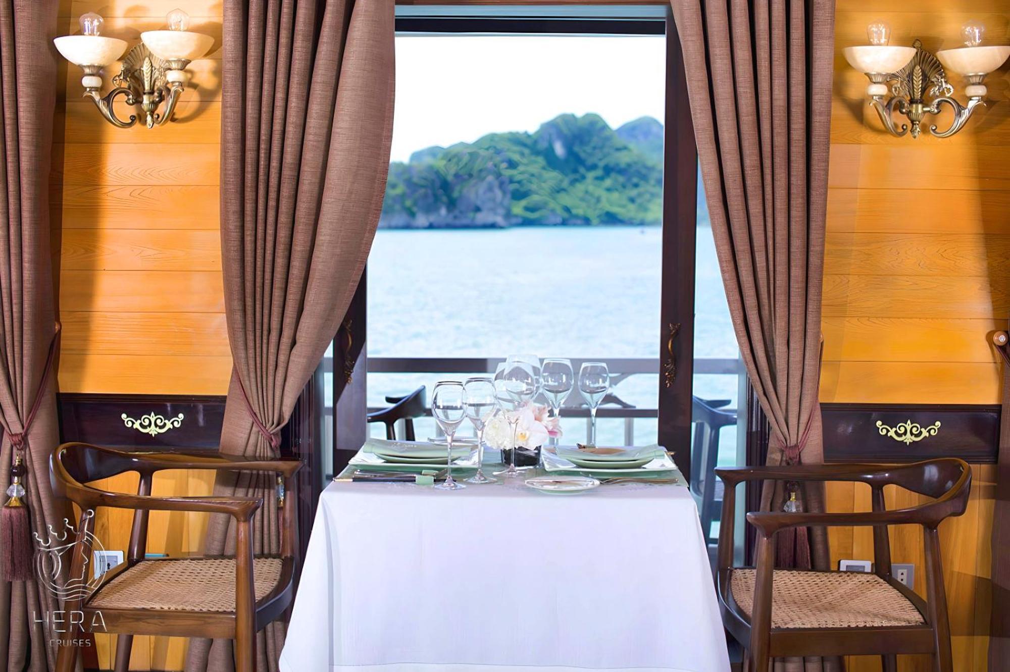 Hera Grand Luxury Cruise Ha Long Exterior photo