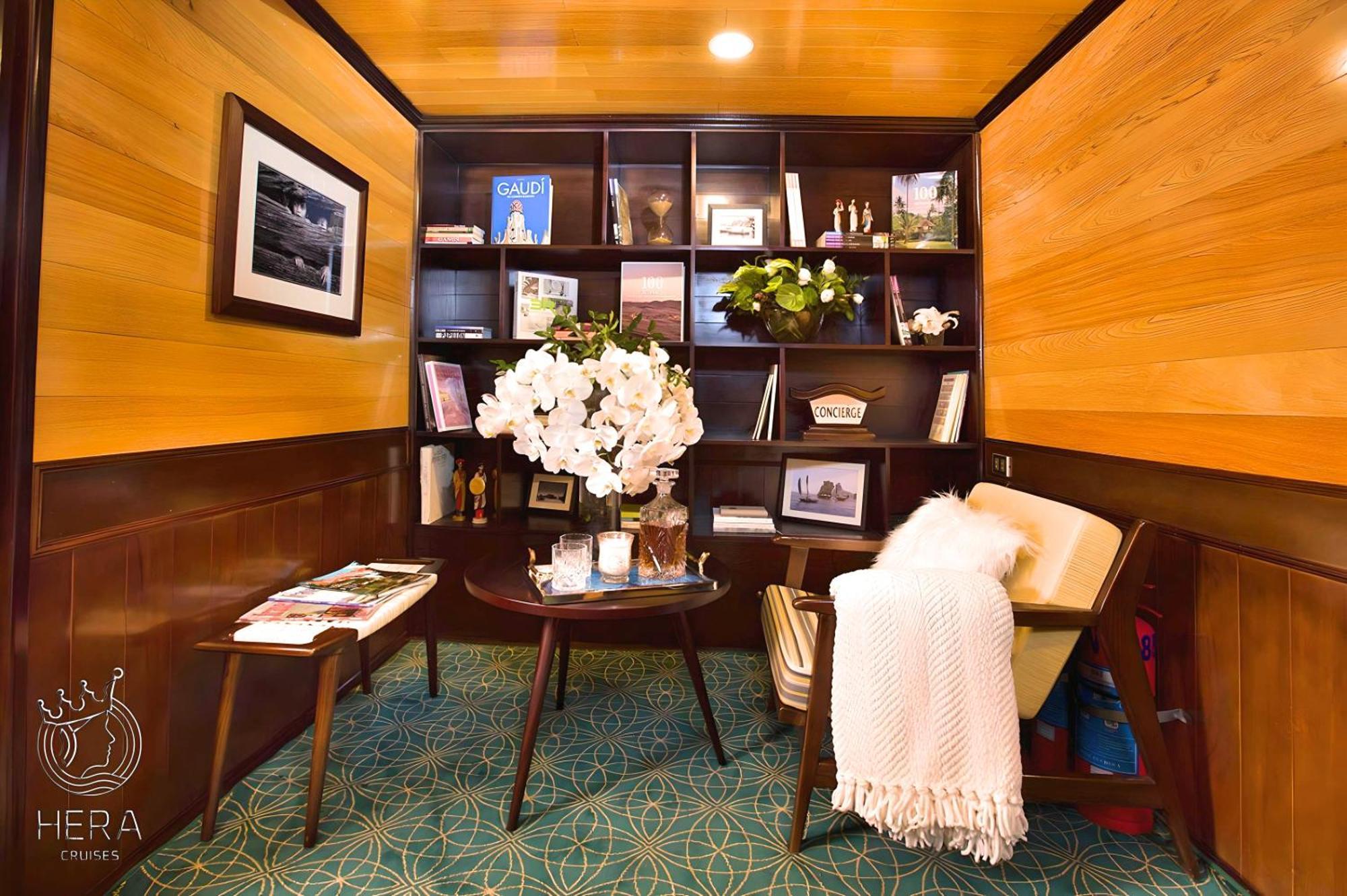 Hera Grand Luxury Cruise Ha Long Exterior photo